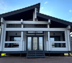 Дом из бруса с камином и баней из липы 4+2 в Snhaus