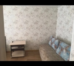 Апартаменты c 1 комнатой с балконом в Odnokomnatnaya Kvartira Na Ul. Engelsa Apartments