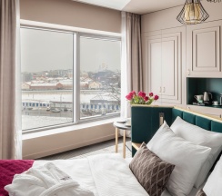 Номер делюкс семейный, вид на город в Mercure