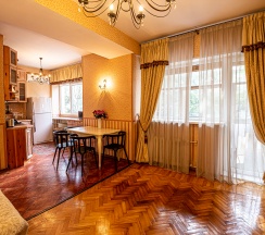 Квартира в Апартаменты на Москва, Большой Конюшковский пер., 27А