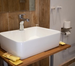 Двухместный номер Superior с красивым видом из окна двуспальная кровать в Новые берега