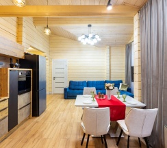 Современный коттедж 120 кв.м. для 8 гостей рядом с Охта парком в Solar House