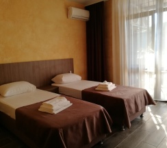 Семейный в Элион