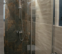 Двухуровневый Джуниор сюит для вас и вашего питомца в Игуана