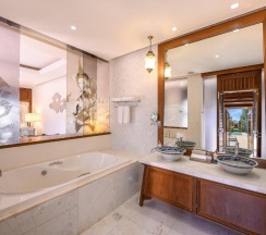 Вилла с 2 комнатами рядом с пляжем в Maikhao Dream Villa Resort & Spa