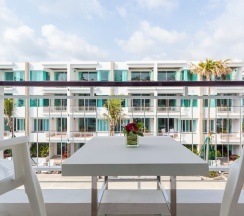 Трёхместный номер Deluxe с балконом в The samui beach resort