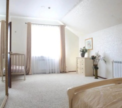 Номер люкс № 9, 10 в Гранд