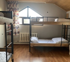 Кровать в общем номере в Almaty BackPackers
