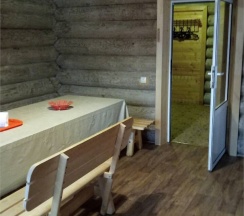 Деревянный коттедж с односпальными кроватями на 10 мест в Лежневская лагуна