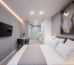Стандарт (общий санузел один на два номера) в One Sea Apartments