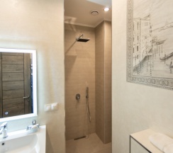 Двухместный номер Делюкс двуспальная кровать в Отель Downtown Suites Hotel Yerevan