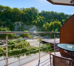 Стандарт с доп. местом и балконом в Val`kont hotel