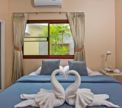 Бунгало с 2 комнатами в Maikhao Home Garden Bungalow