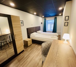 ДВУХМЕСТНЫЙ НОМЕР с общей ванной комнатой в Proloft city hostel&rooms