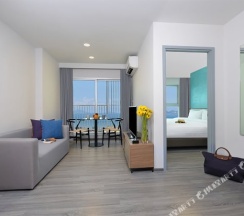 Двухместный номер Deluxe Premier двуспальная кровать в Centre Point Prime Hotel Pattaya