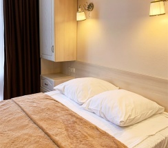 Студия с кухней и двухспальной кроватью в Calypso