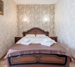 Двухместный стандарт с балконом в Avsteria