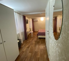 Улучшенный номер 10 в Happy House