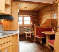 Апартаменты с 2 комнатами в Hôtel 3 étoiles -Restaurant Le Pilatus Courchevel