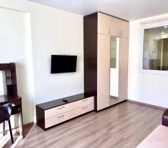 Апартаменты с 2 комнатами с балконом в Квартира сети PanApartments вблизи с благоустроенной набережной