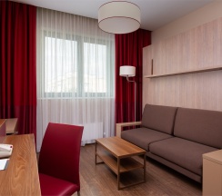 Номер Studio с двуспальной кроватью-трансформером в Adagio Москва Павелецкая