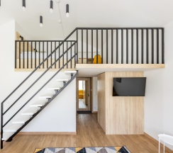 Двухуровневый люкс в Кarl House