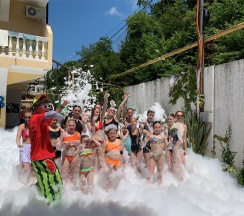 Семейный  с балконом  видом на море и бассейн в Aqualife