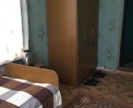 Кровать в общем номере в Якорь