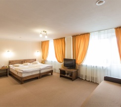 Номер «ДеЛюкс» в Золотой пляж