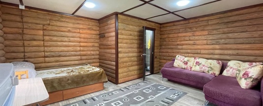 Стандартный пятиместный номер в Белуха