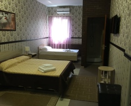 Трёхместный номер Standard в Леон