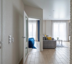 Номер Superior в Квартира на сутки Минск Маяк Метро 3 минуты Бесконтактное заселение Wi-Fi Кухня объединена с жилой зоной Отдельная спальня