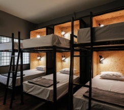 Кровать в общем номере в Bangkok Bed and Bike - Hostel