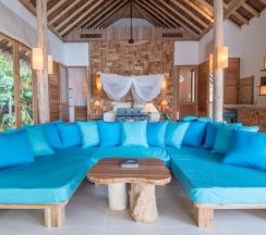 Reserve с видом на закат в Soneva Fushi