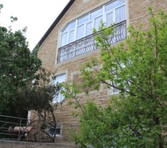 Коттедж с 5 комнатами с балконом и с красивым видом из окна в Коттеджи на Рублевке