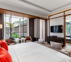 Двухместный люкс Executive с видом на бассейн двуспальная кровать в Villa Deva Resort & Hotel Bangkok
