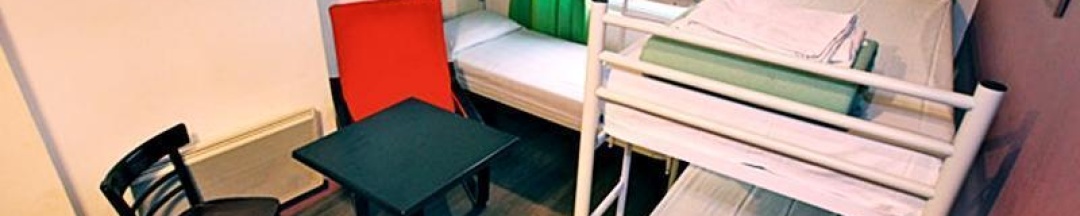 Кровать в общем номере (женский номер) в Plug Inn Boutique Hostel