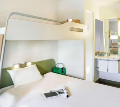 Двухместный номер Standard двуспальная кровать в B&B HOTEL Köln-Marsdorf