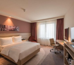Двухместный номер для некурящих двуспальная кровать в Hampton by Hilton Frankfurt City Centre East