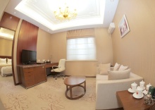 Полулюкс в SoLuxe Hotel Almaty