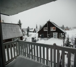 Номер 2 в Dream House