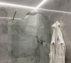 Двухместный номер Deluxe двуспальная кровать в Отель Ресторанно-гостиничный комплекс Royal Park