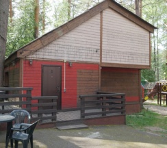 Коттедж Дуплекс с красивым видом из окна в Брусника