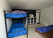 Кровать в общем номере в Phangan Arena Hostel