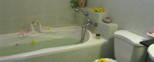 Бунгало рядом с пляжем в Ocean Star Resort