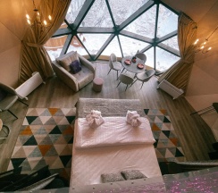 Геокупол Замки Луары в Вазуза Лав