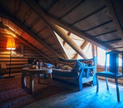 2-местный номер полулюкс с 2 односпальными кроватями (мансарда) в Чеховская дача