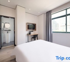 Двухместный номер Standard двуспальная кровать в Changee Hotel MINI