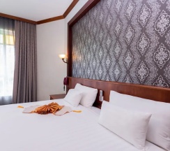 Одноместный номер Deluxe двуспальная кровать в Erawan Hotel
