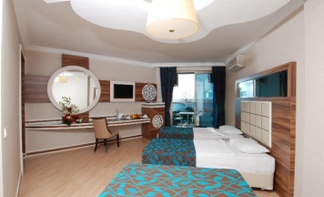 Четырёхместный семейный номер в Grand Zaman Beach Hotel - All Inclusive 